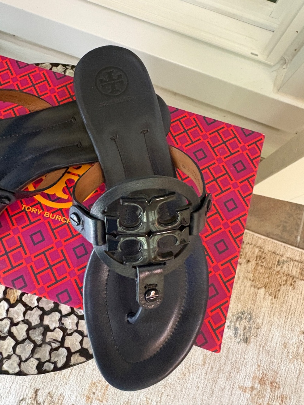 Tory Burch Miller Sandals Women's 7.5 Bright Navy NIB - Picture 3 of 8